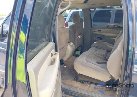 2000 Chevrolet Suburban from USA, damaged, VIN 3GMFK16P7YG115575